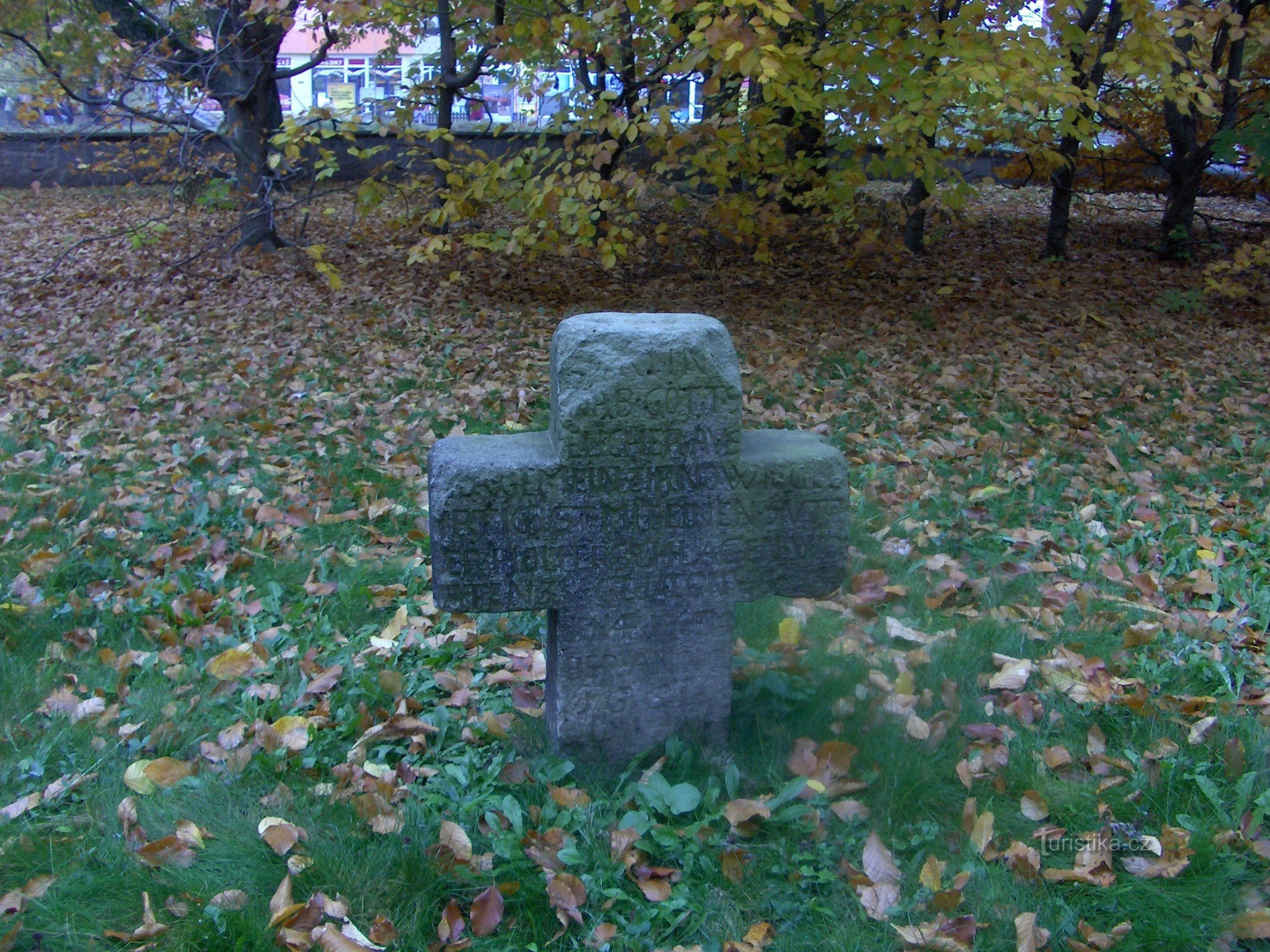 Crucea Reconcilierii de pe dealul Hradiště.