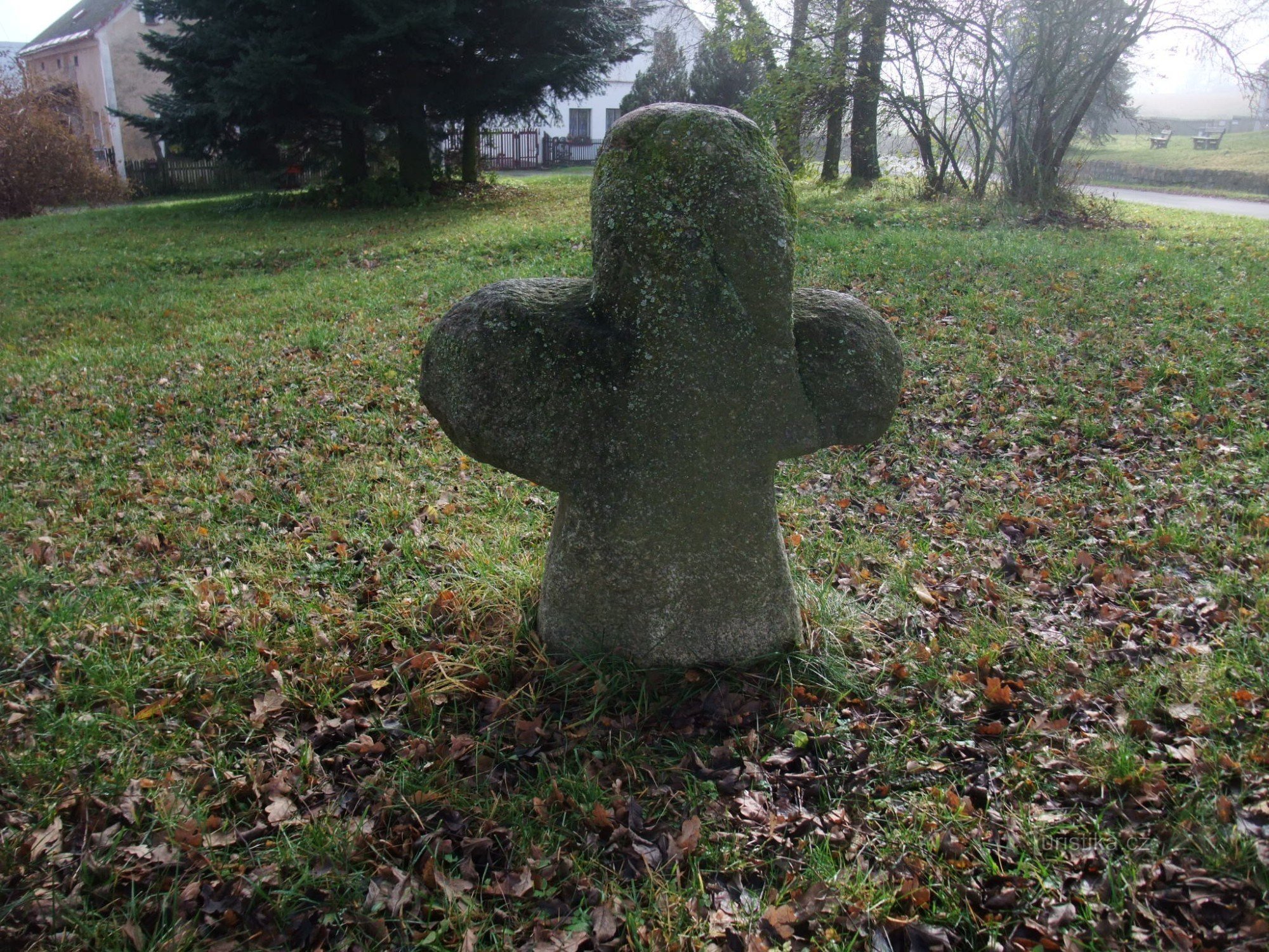 Peace Cross, Závišín