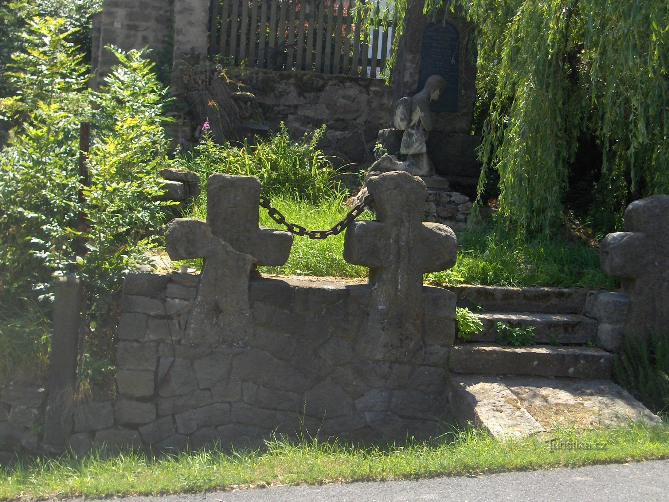 Reconciliation crosses of Knínice.