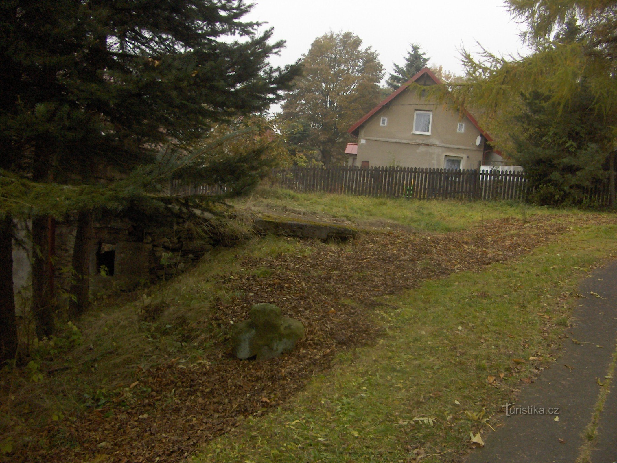 Versöhnungskreuze in Nová Ves.