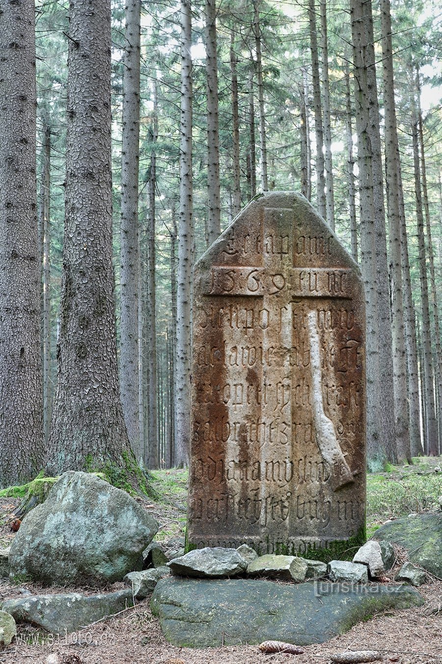 Reconciliation cross stone near Vojtěchov, Vysočina