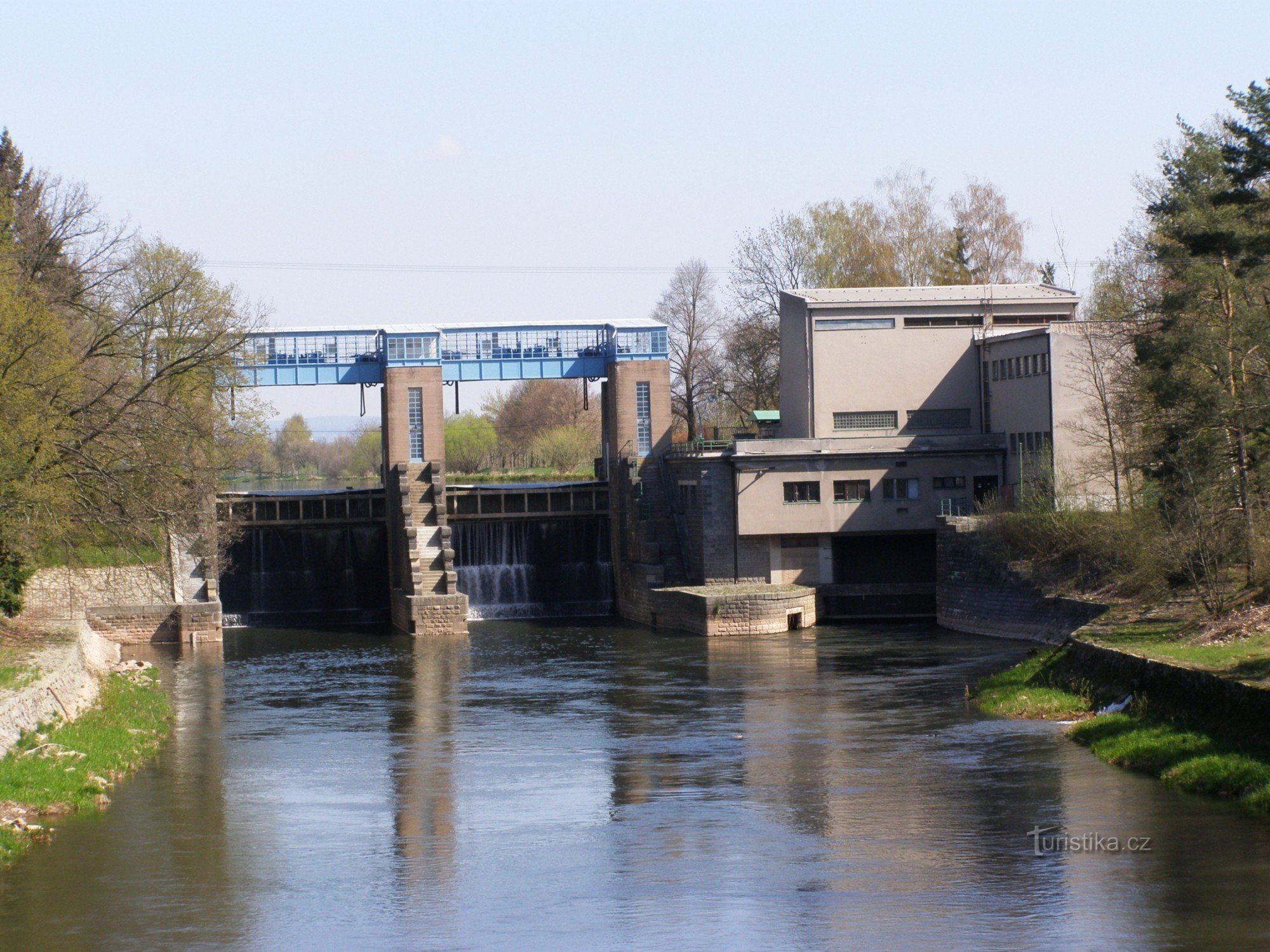 Talsperre Smiřický - Wasserkraftwerk an der Elbe