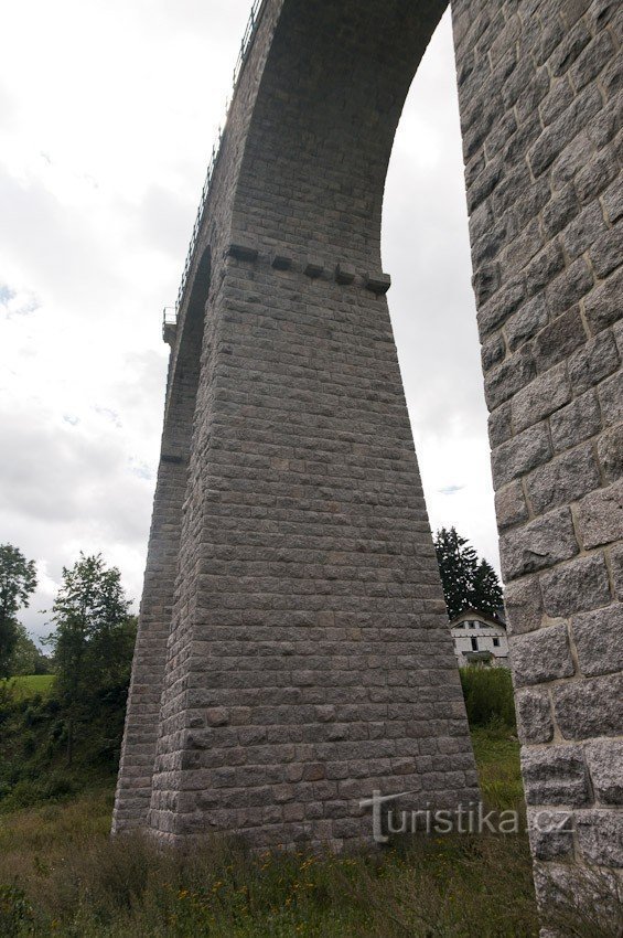 Smržovka - viaduc ferroviaire