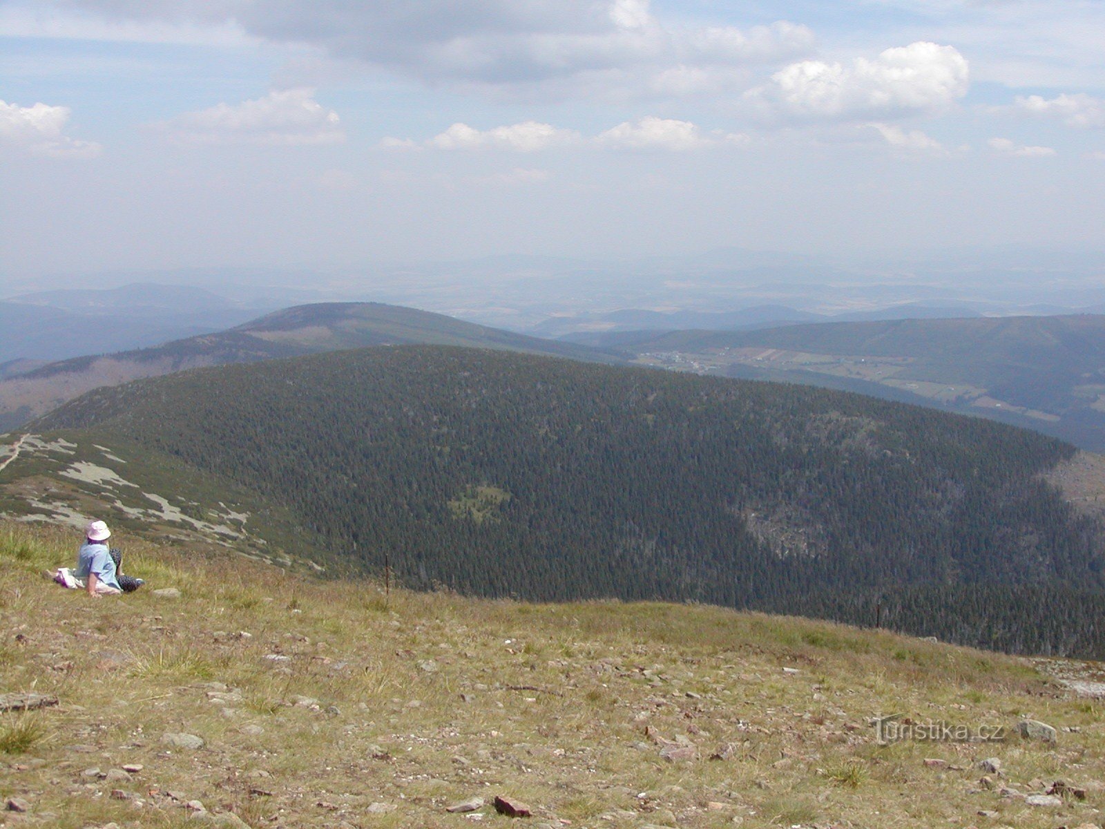 Sněžka - view to the east