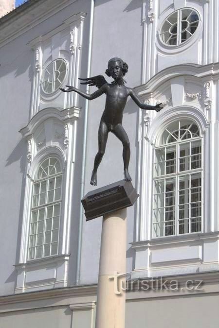 Statue of Amadeus