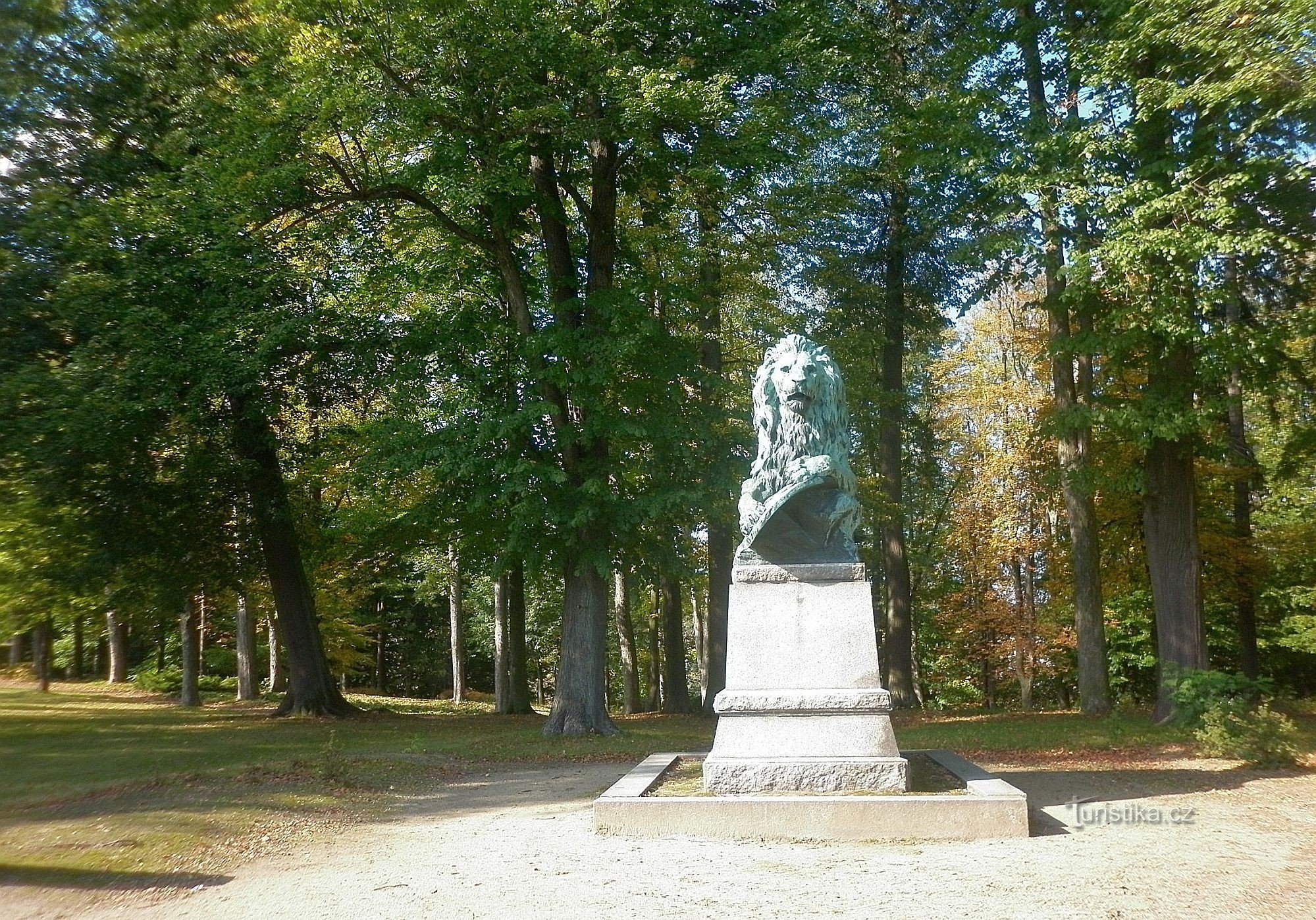 Statue of the Czech lion