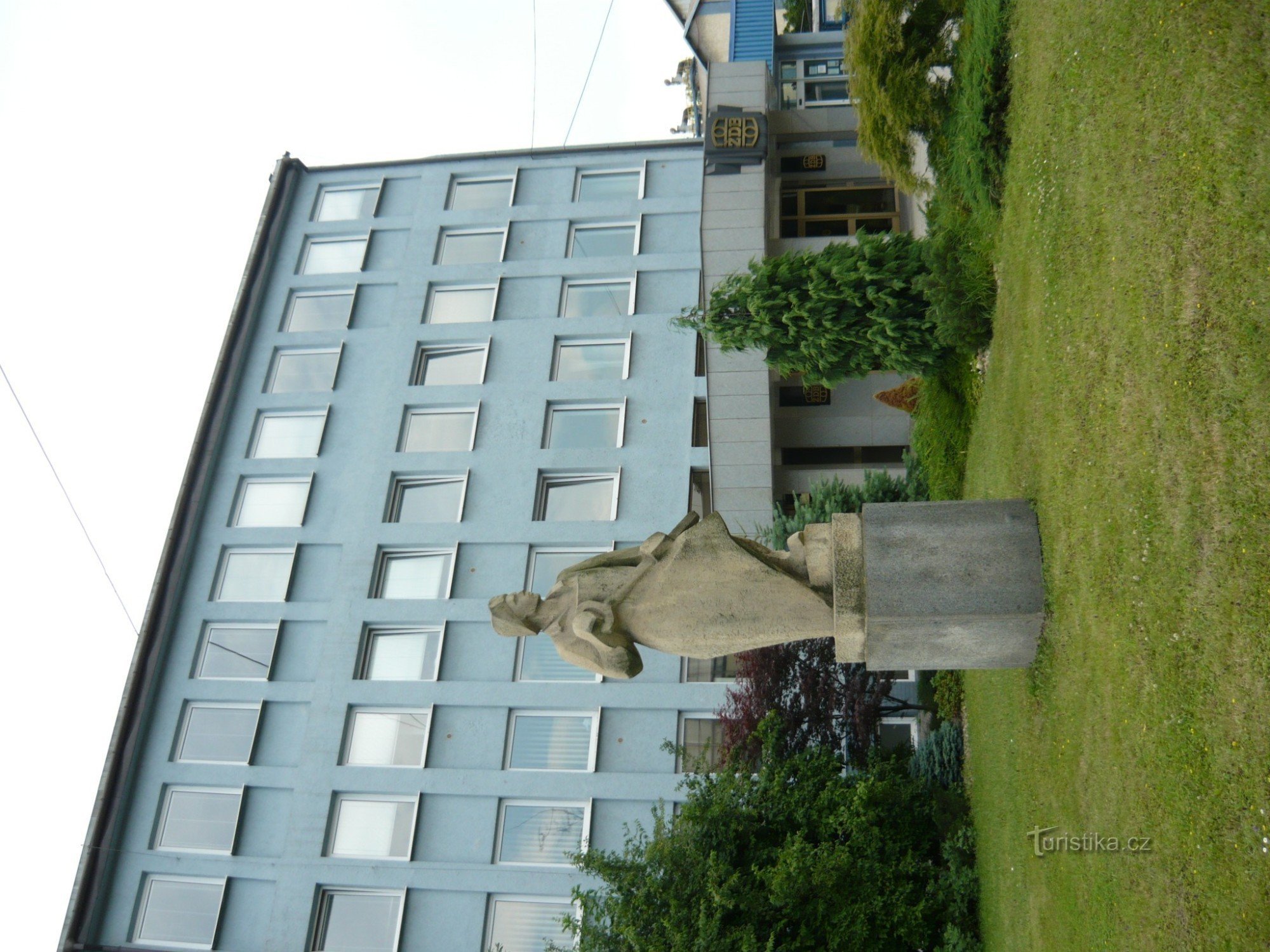 statue af en metallurg