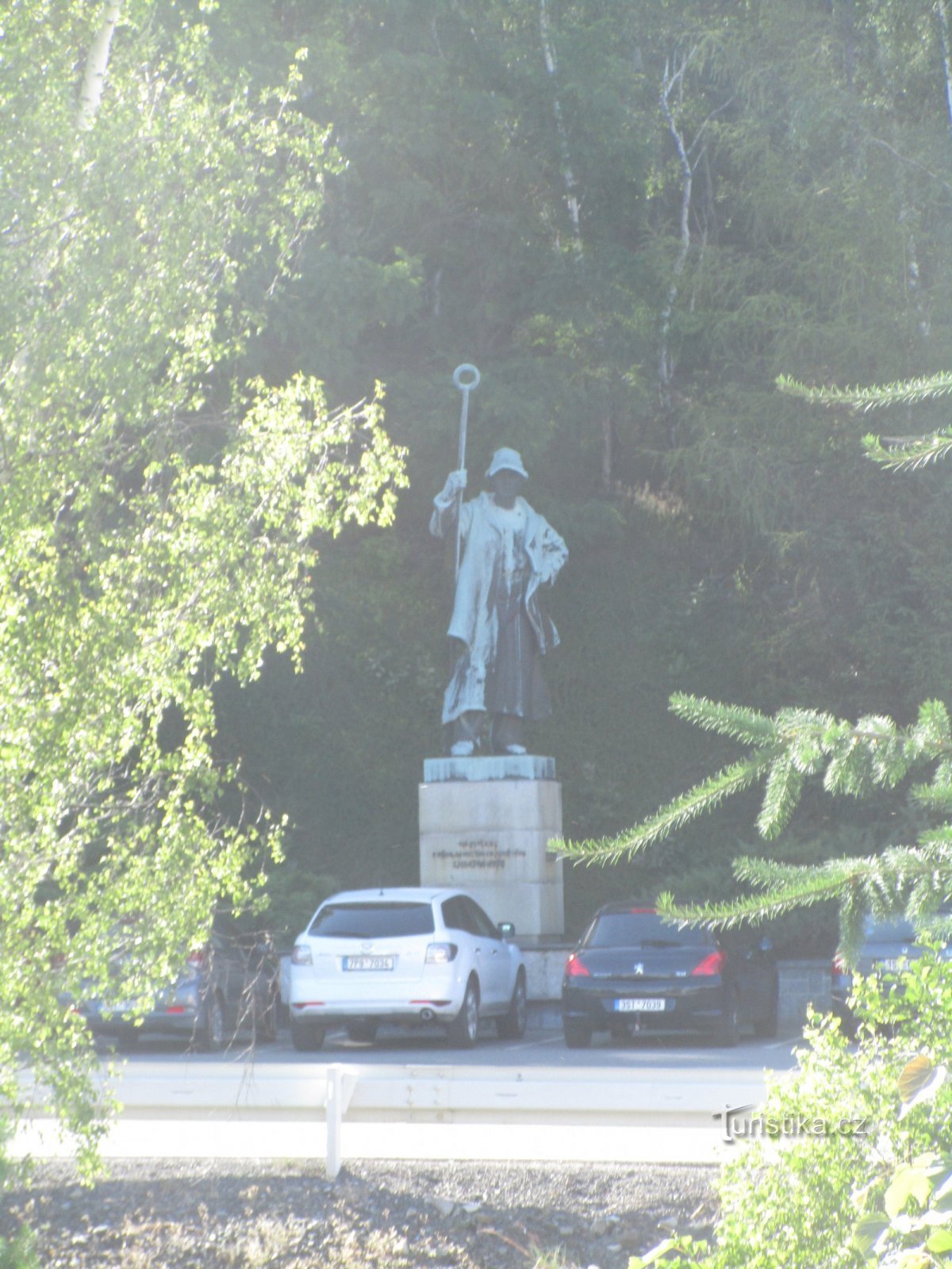 statue af en metallurg