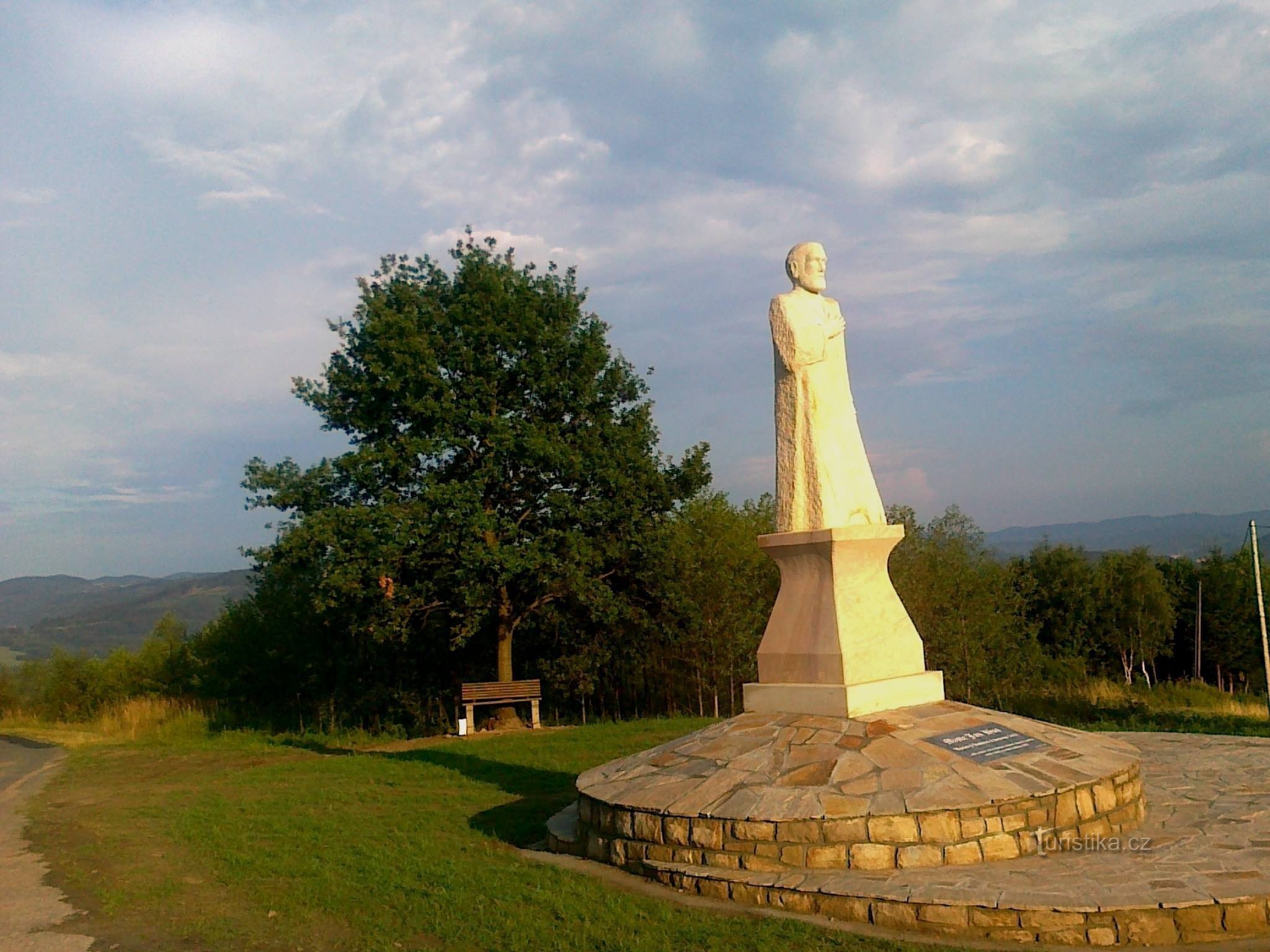 standbeeld van Jan Hus