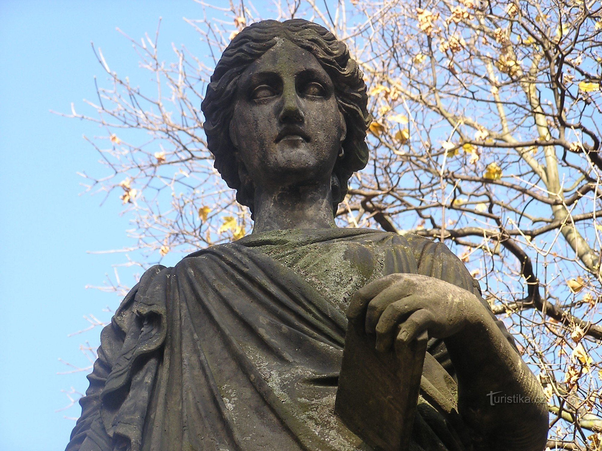 standbeeld van Calliope