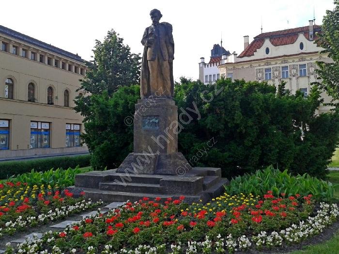 socha Karla Havlíčka Borovského