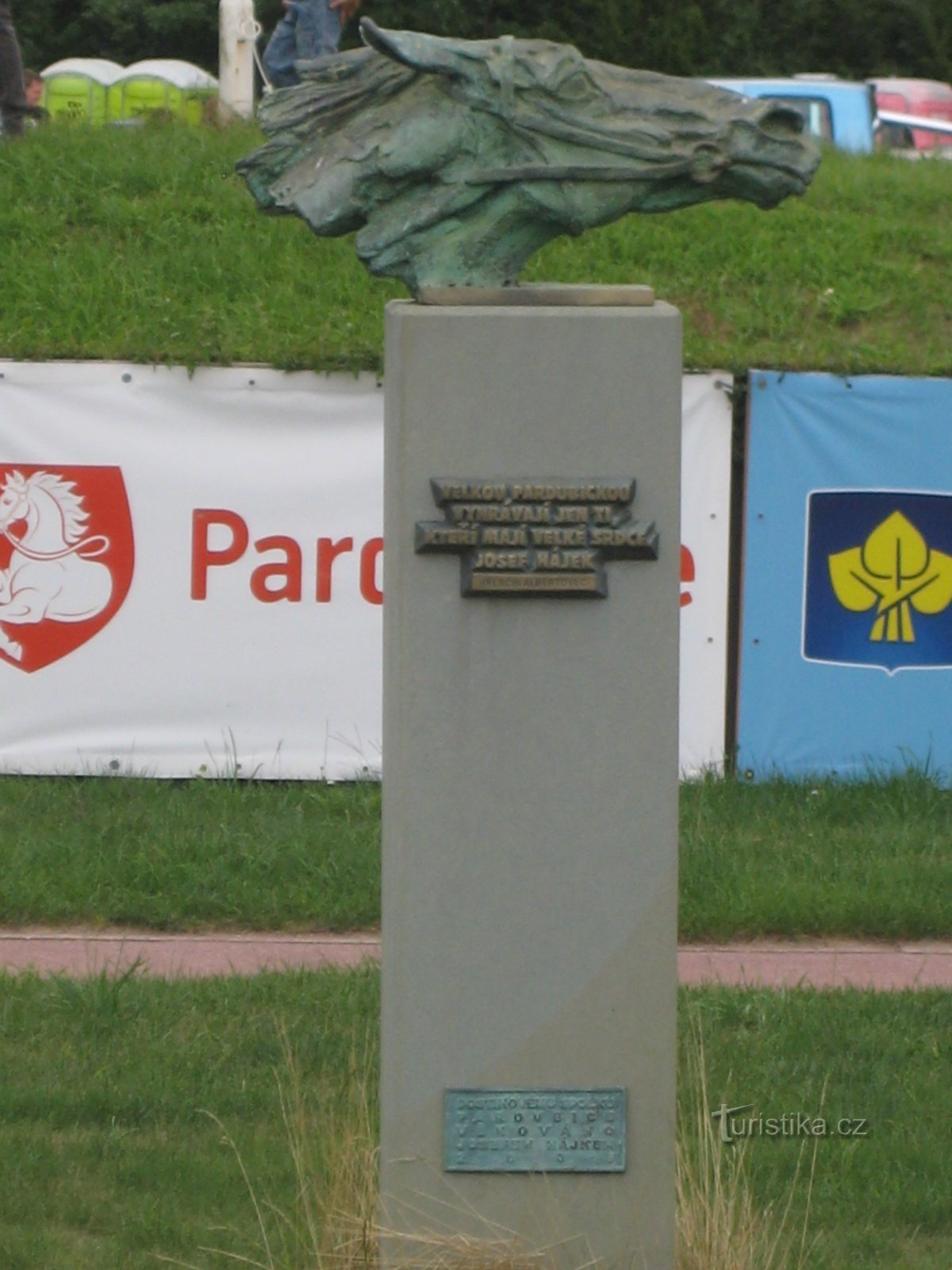 Statue af en hestevæddeløbsbane - Pardubice