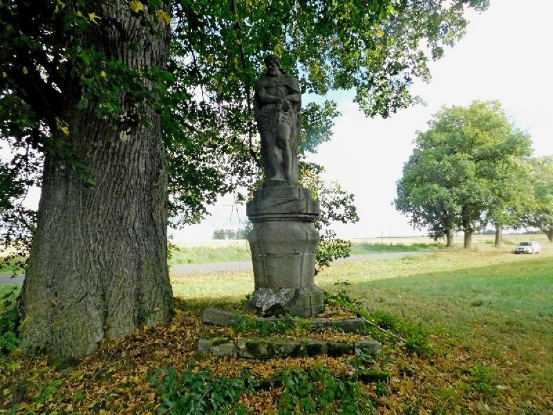 socha Krista Trpitele