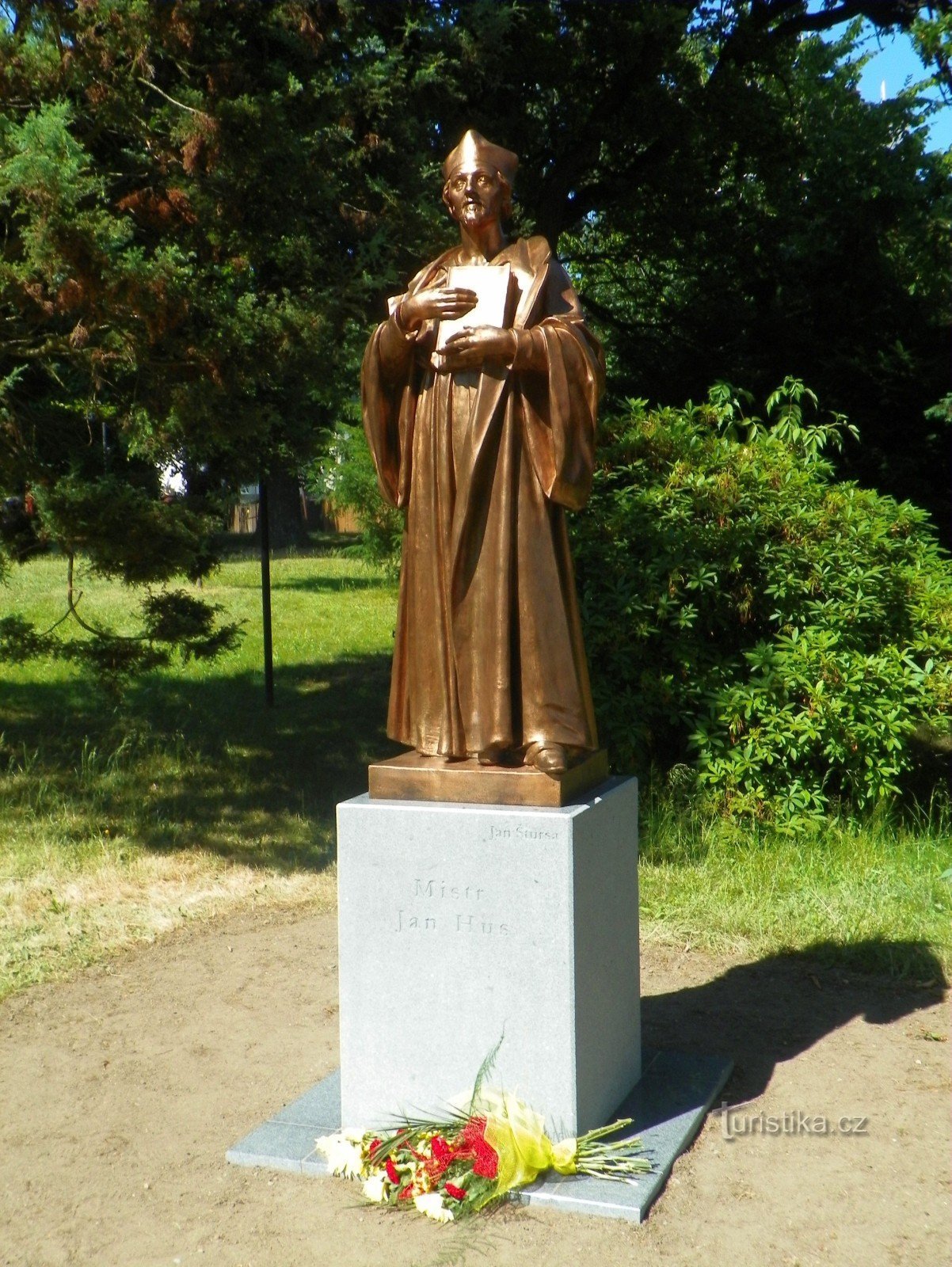 Mästare Jan Hus staty