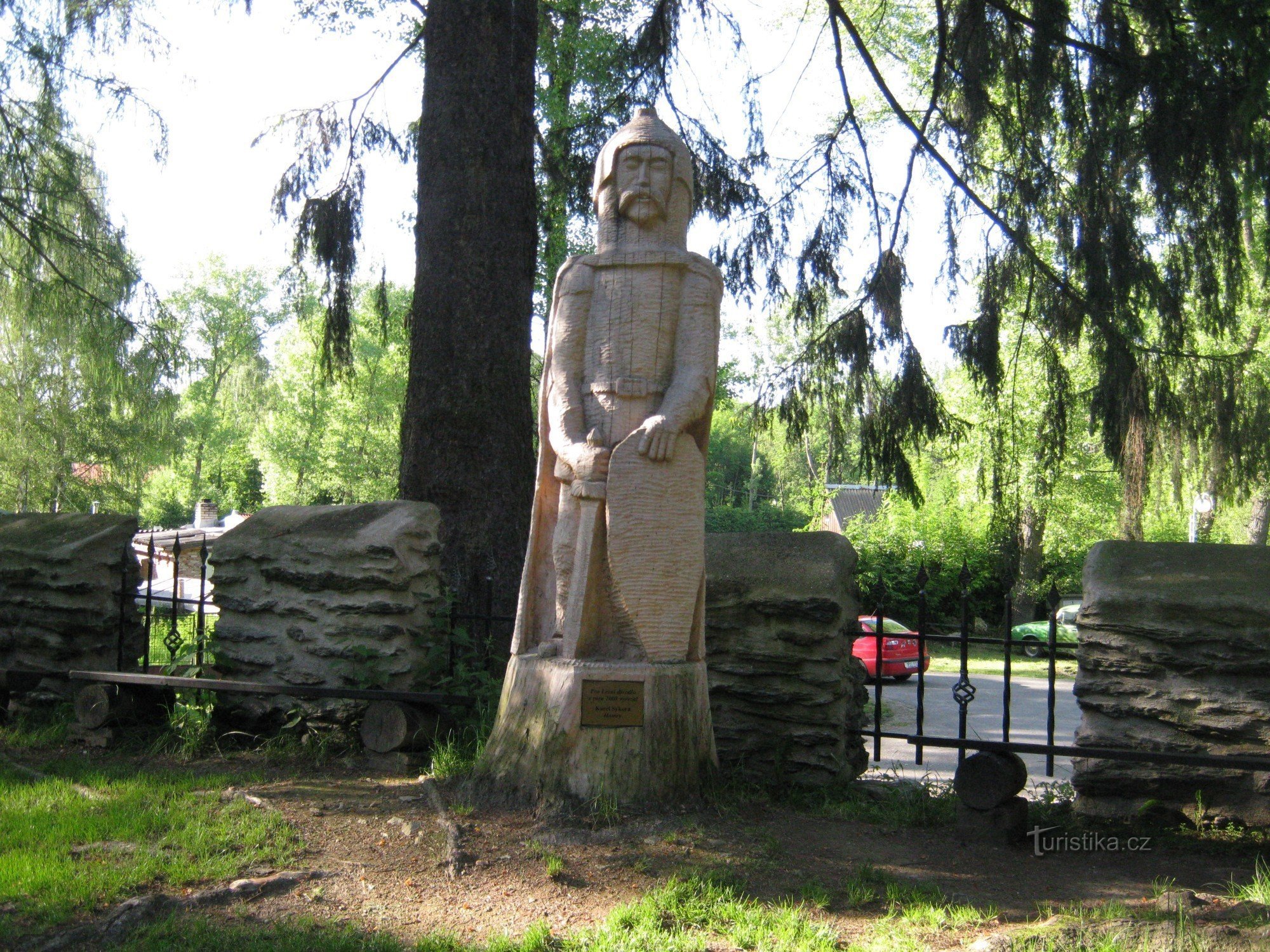 Skulptura Karela Sýkore