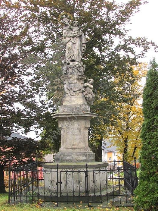 socha Panny Marie Immaculaty