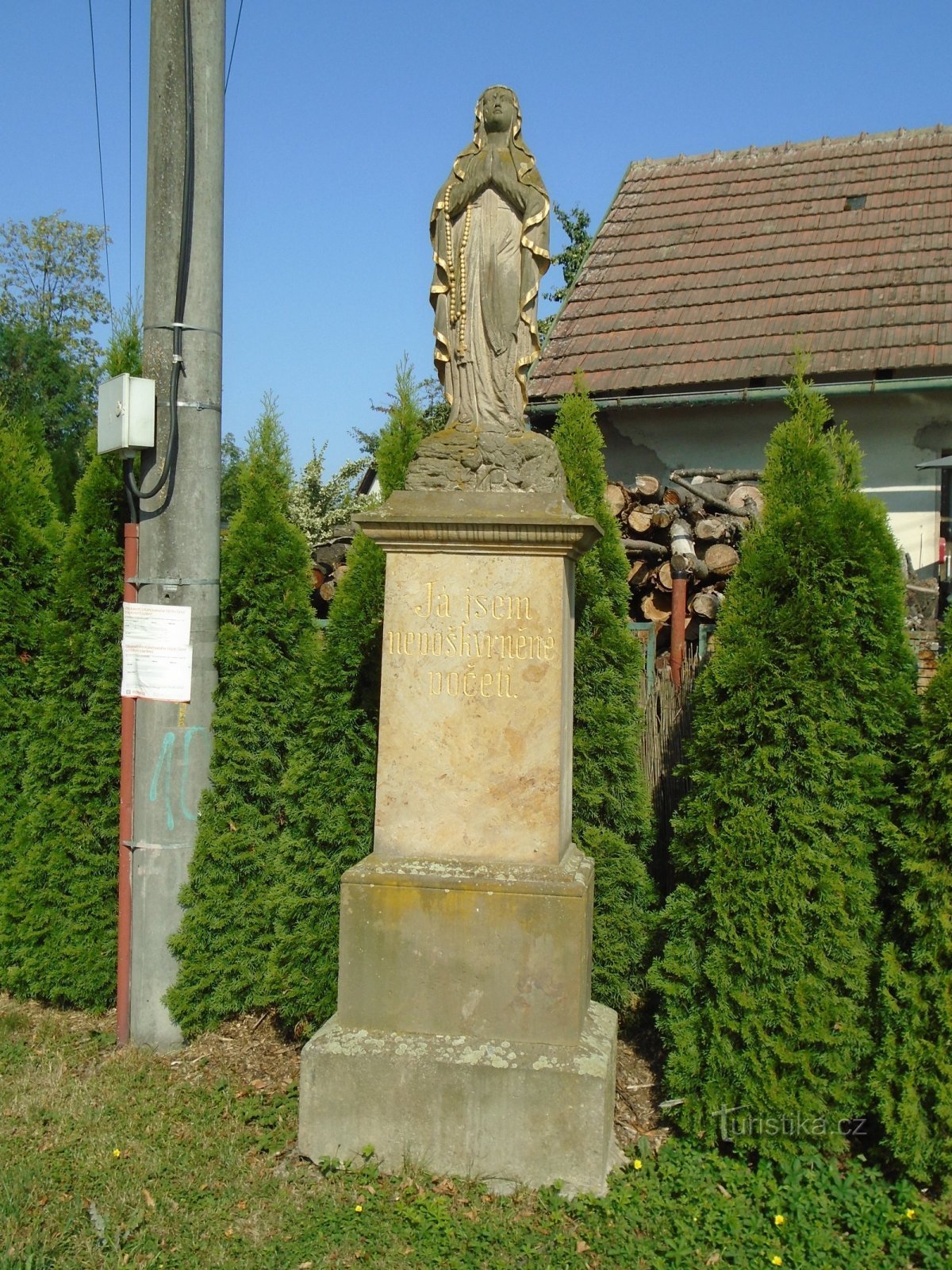 Estatua de la Virgen María (Rtyně, 17.8.2018)