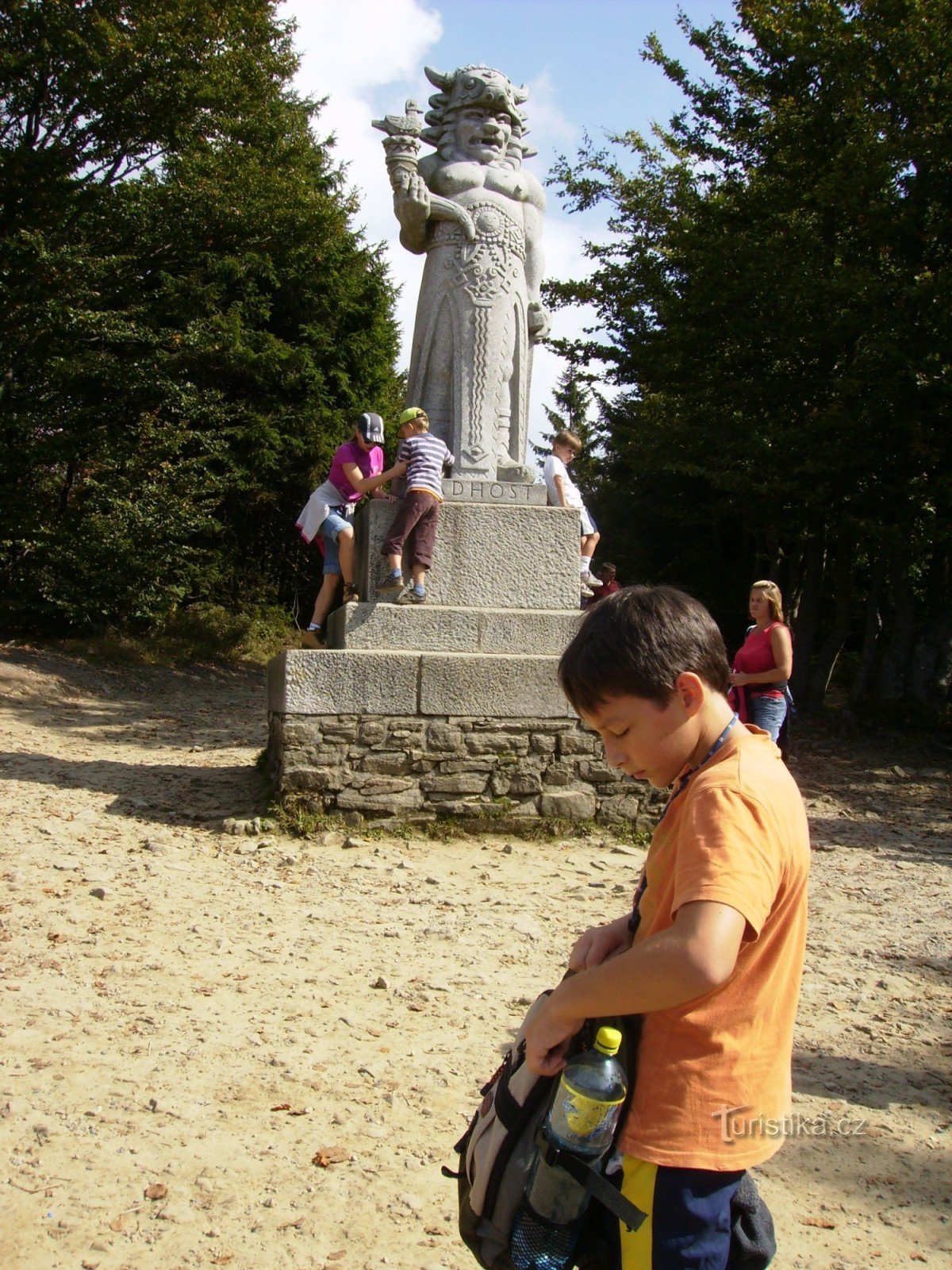 Statue af Radegast