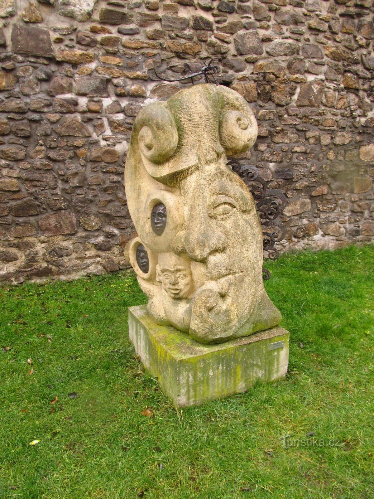 The Šotkovník statue in Kadani by Roman Kotrč