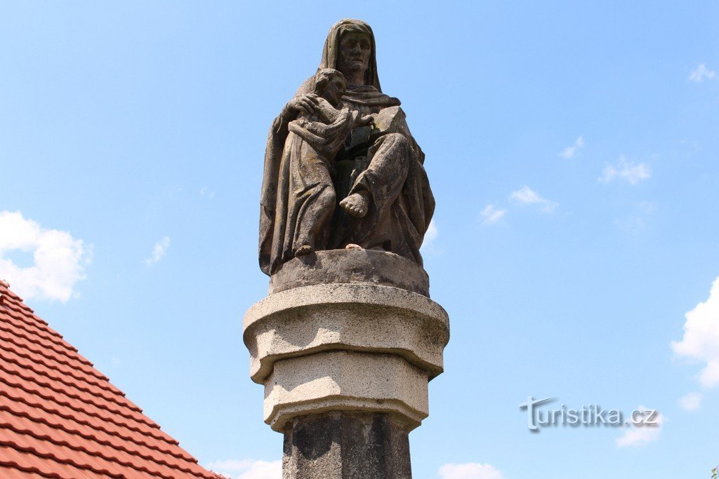 Statue de St. Anne