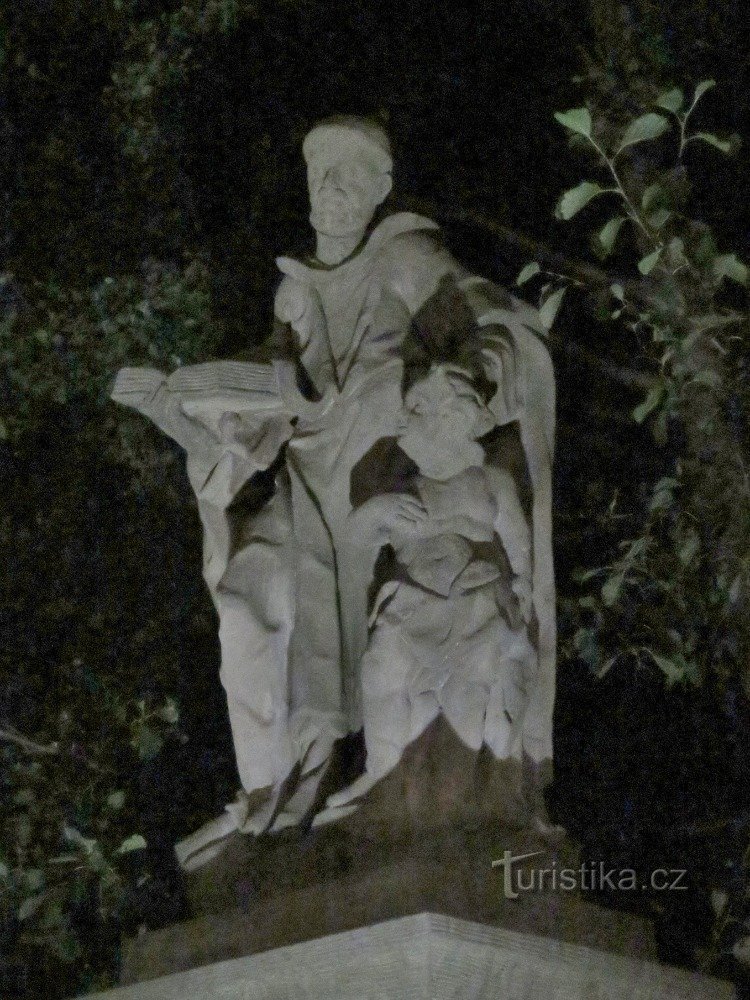 Statue af St. Antonius af Padova