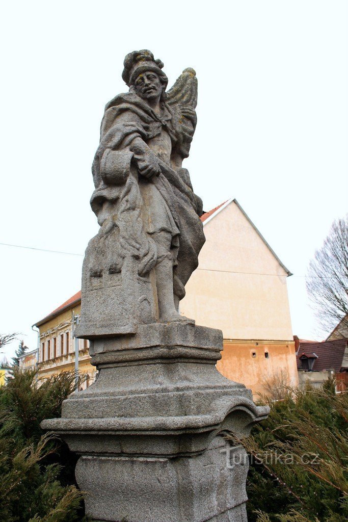 Statuia Sf. Floriana, partea superioară