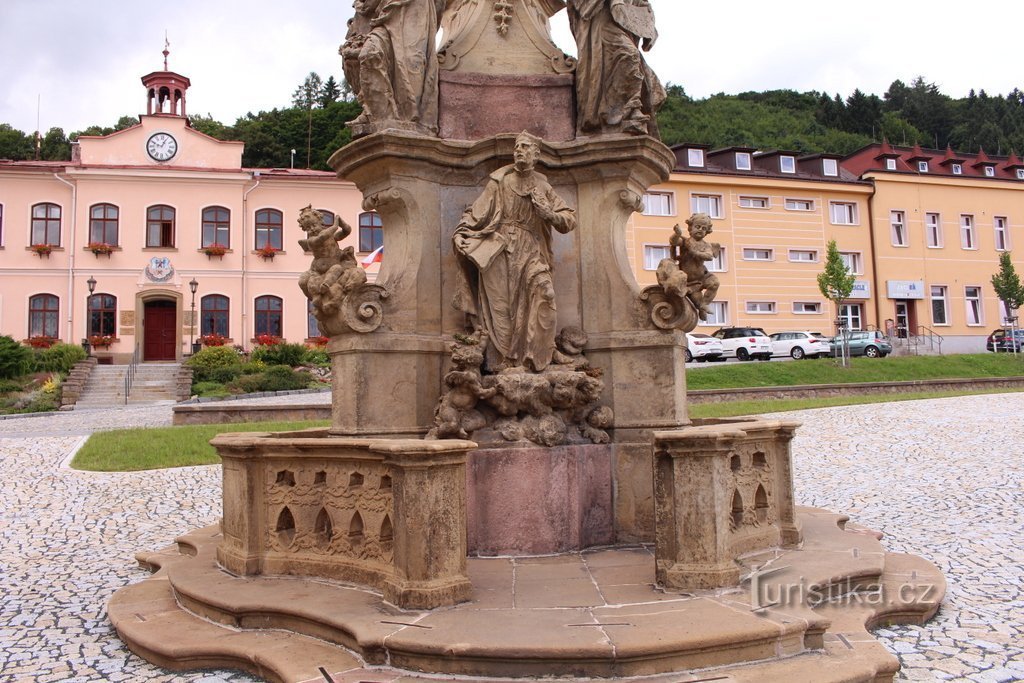 Статуя св. Игнатий