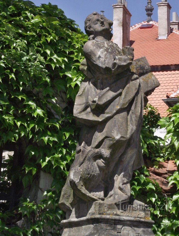 Statue von St. Johannes der Evangelist