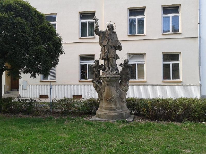 socha sv. Jana Nepomuckého