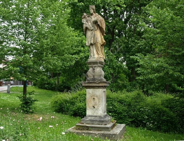 socha sv. Jana Nepomuckého