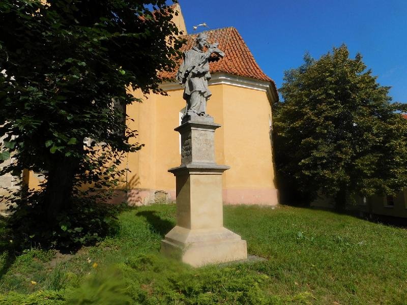 socha sv. Jana Nepomuckého