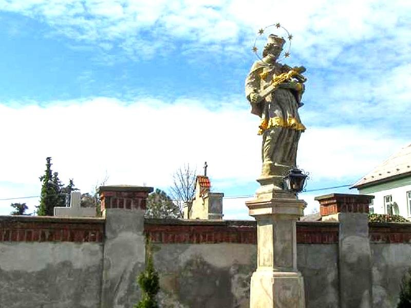 socha sv. Jana Nepomuckého