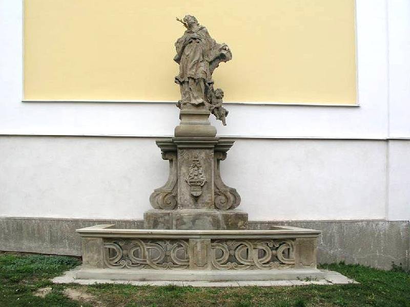 socha sv. Jana Nepomuckého