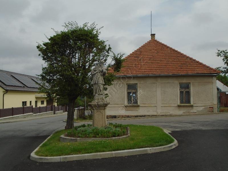 socha sv. Jana Nepomuckého