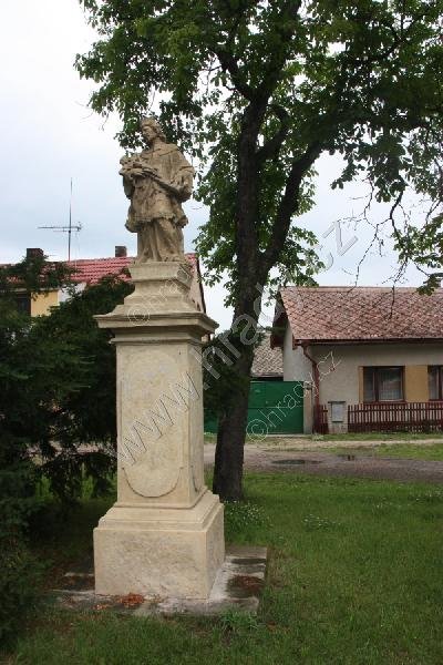 socha sv. Jana Nepomuckého