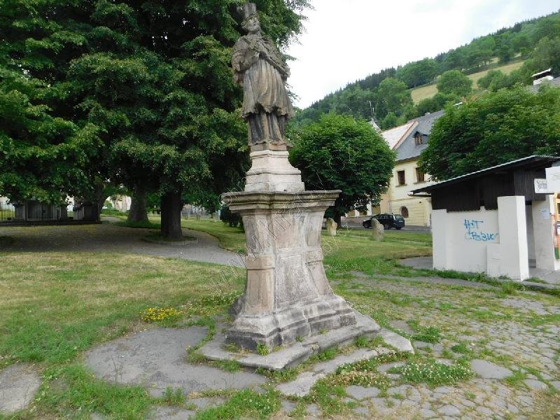socha sv. Jana Nepomuckého