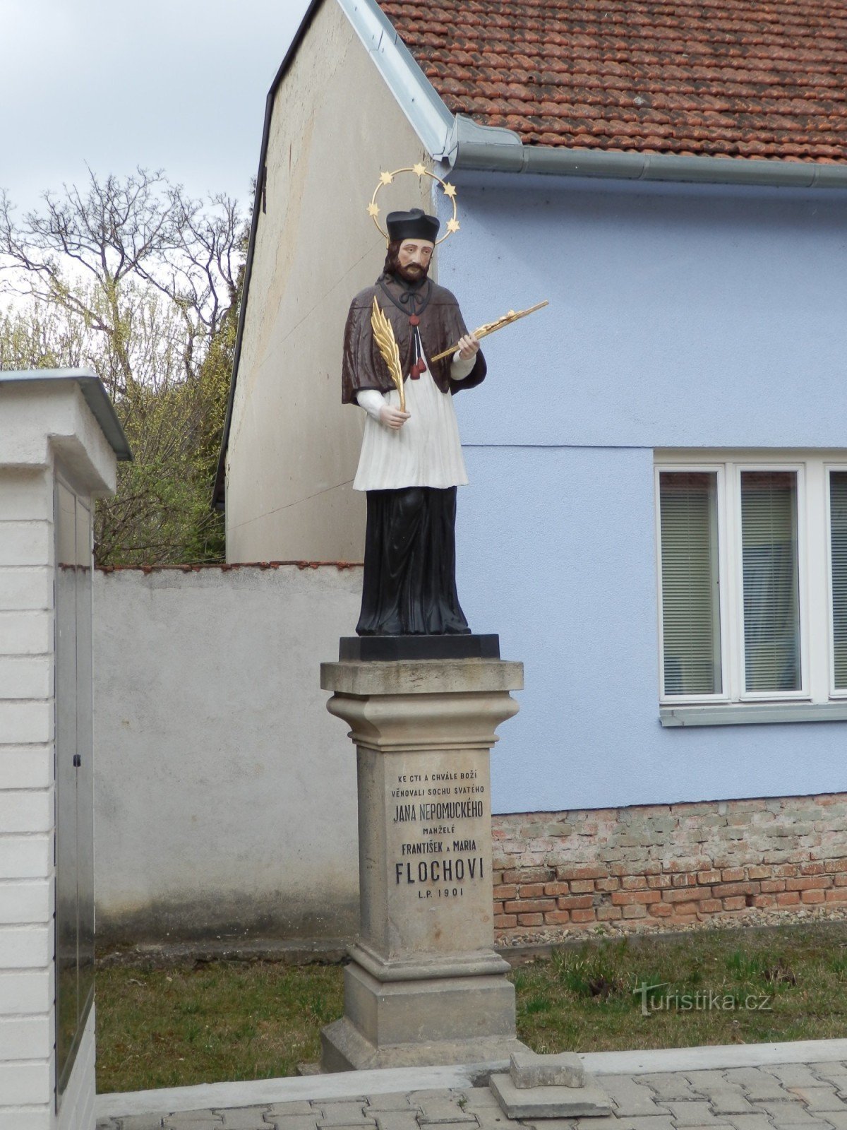 estatua de san Juan de Nepomuck en Mokra