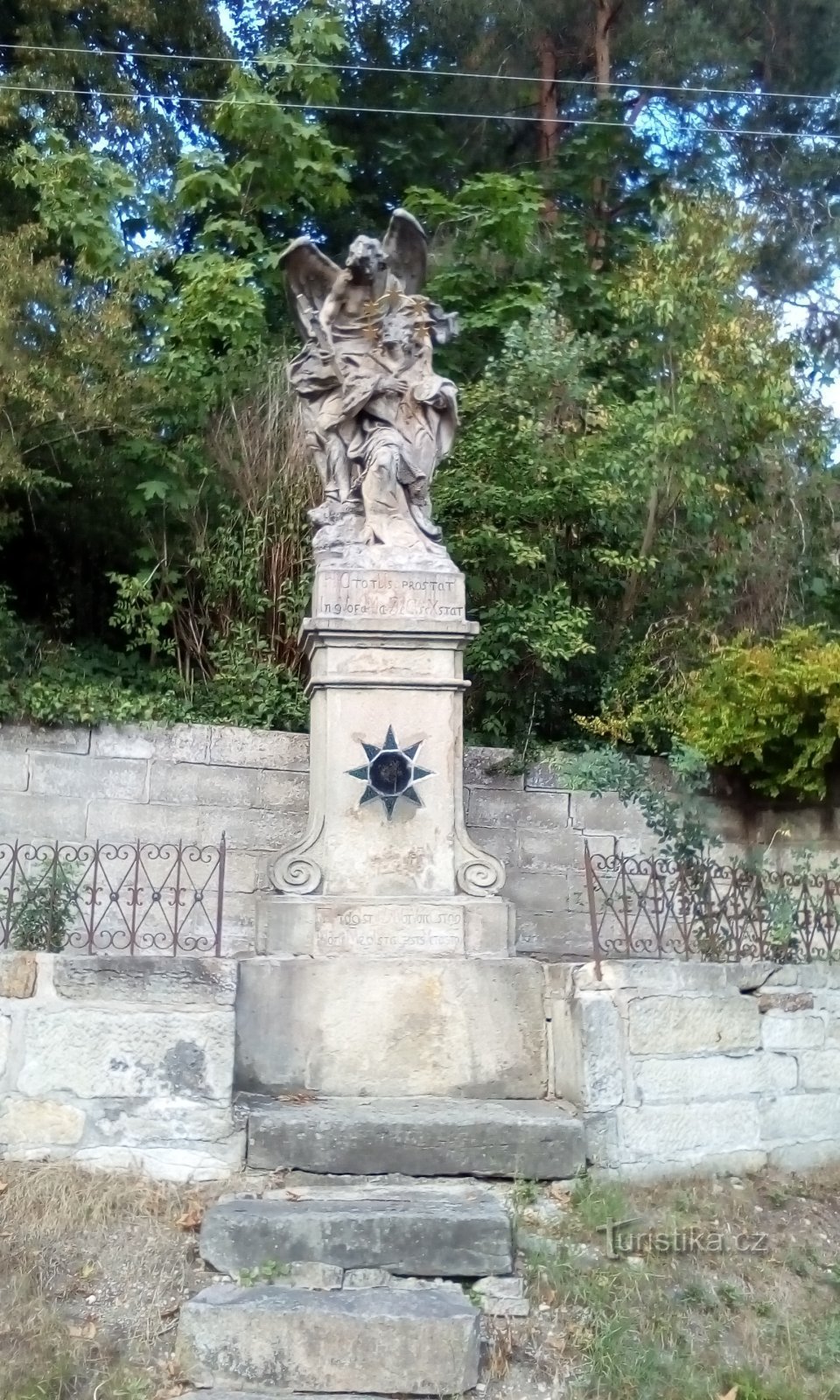 estatua de san Juan de Nepomuck en Nové Hrady