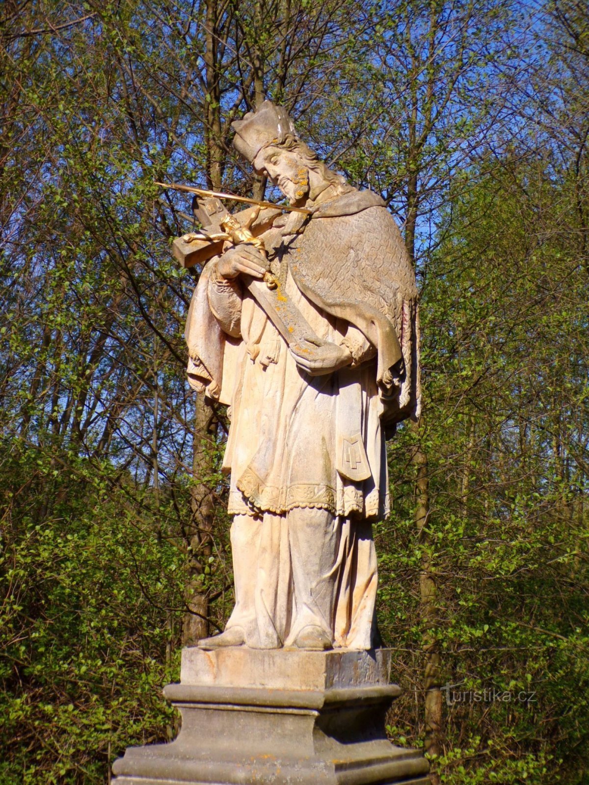 Pyhän patsas Johannes Nepomuck Zaječíssa (Dolany, 8.5.2022. toukokuuta XNUMX)