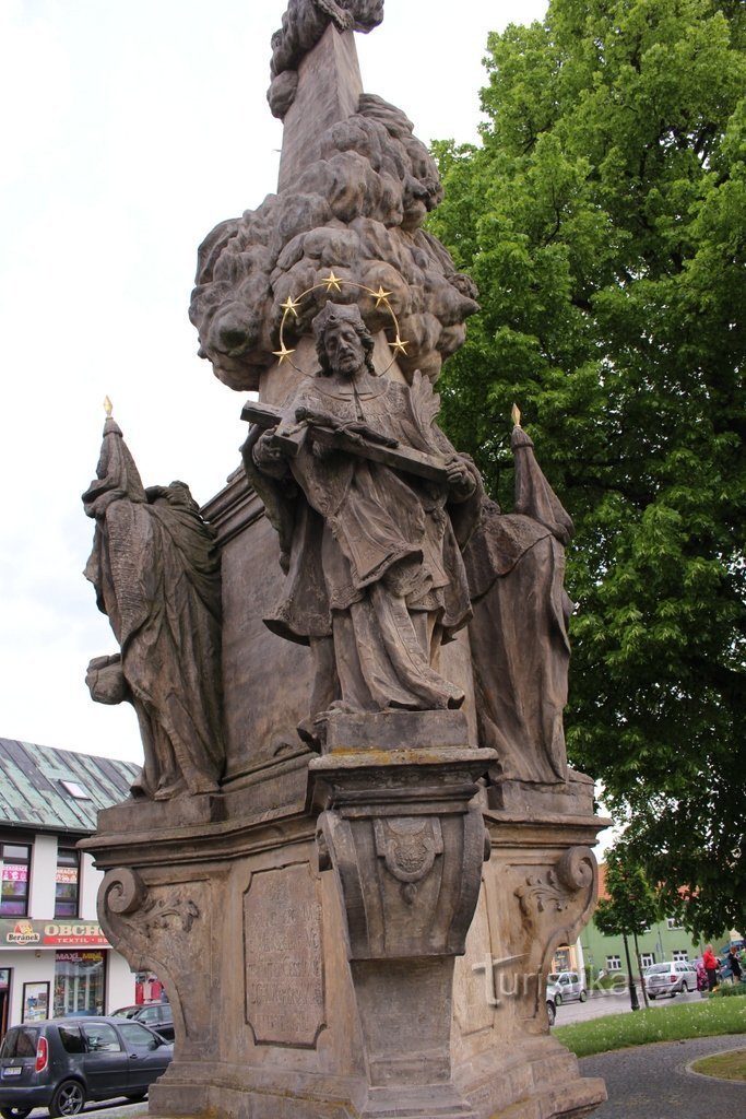 estatua de san Juan de Nepomuceno