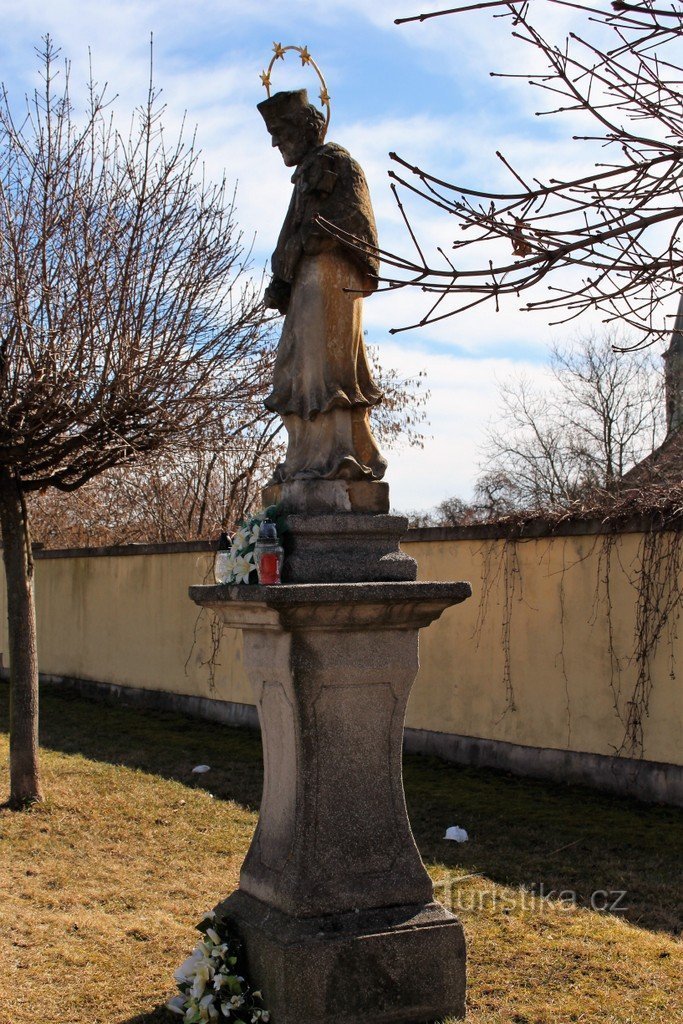 Statue af St. Johannes af Nepomuk i Horaždovice.