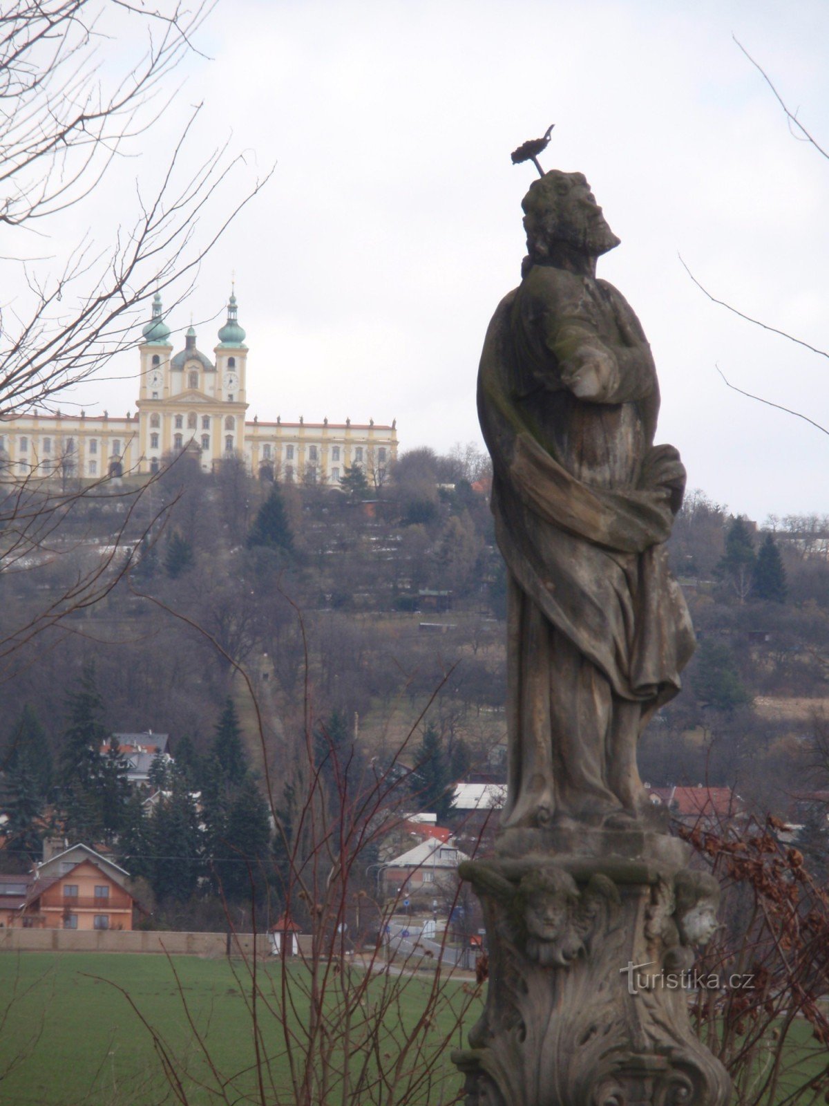 Posąg św. Judy Tadeáše koło wsi Samotišky