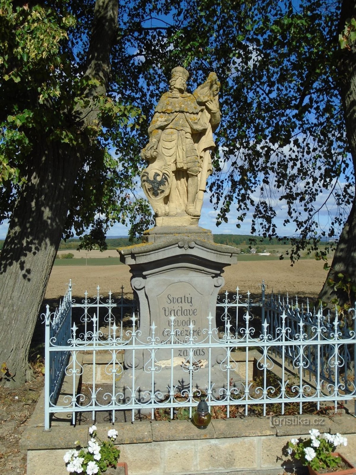 estatua de san Václav (Petrovice, 29.9.2018/XNUMX/XNUMX)