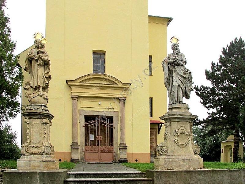 sochy sv. Josefa, sv. Jáchyma a sv. Libora