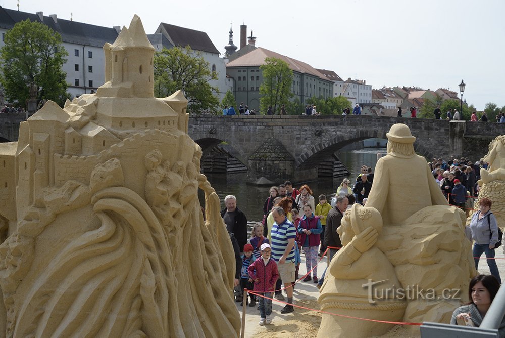 Esculturas de areia em Písek