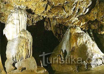 ショシュフスカ洞窟