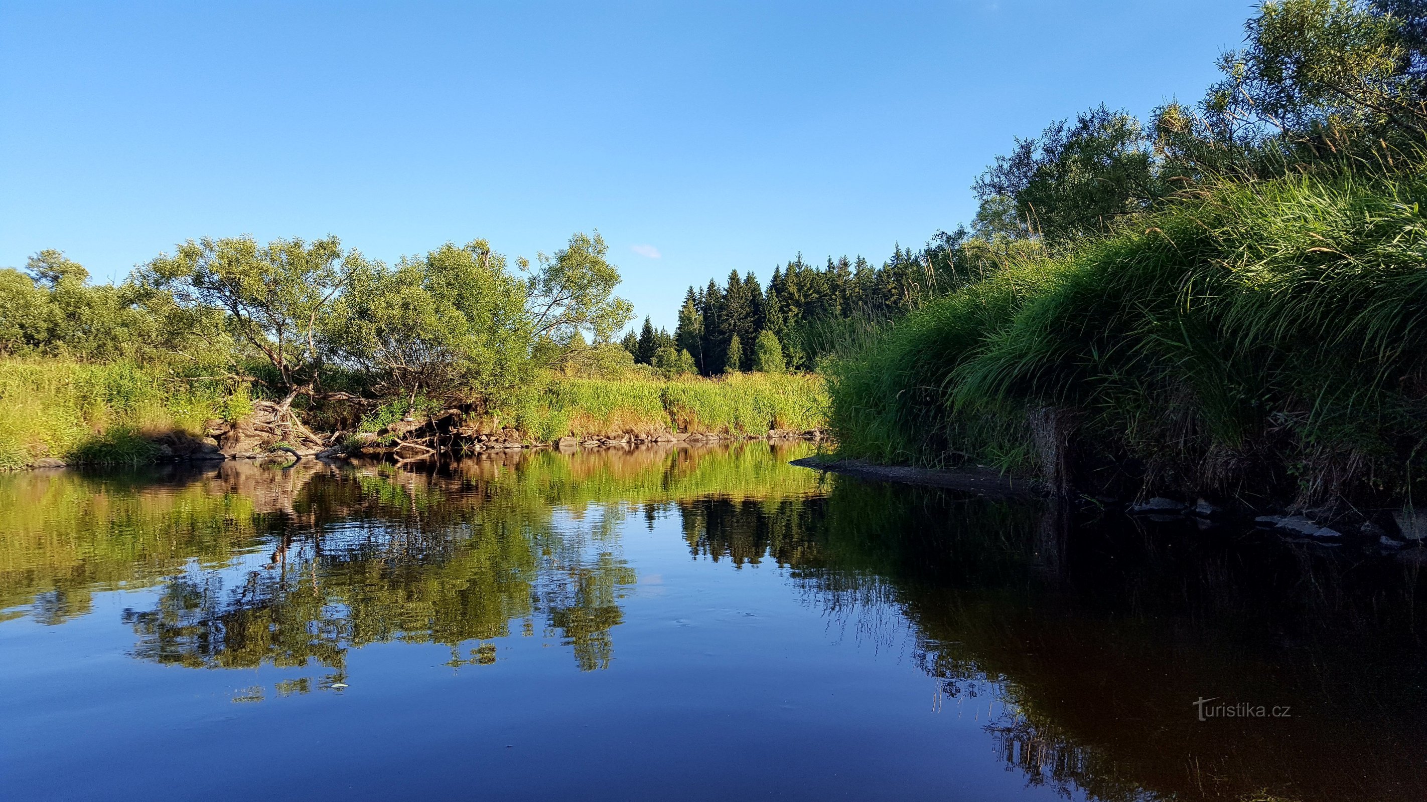 Soumarský-Brücke - Oberlauf der Moldau