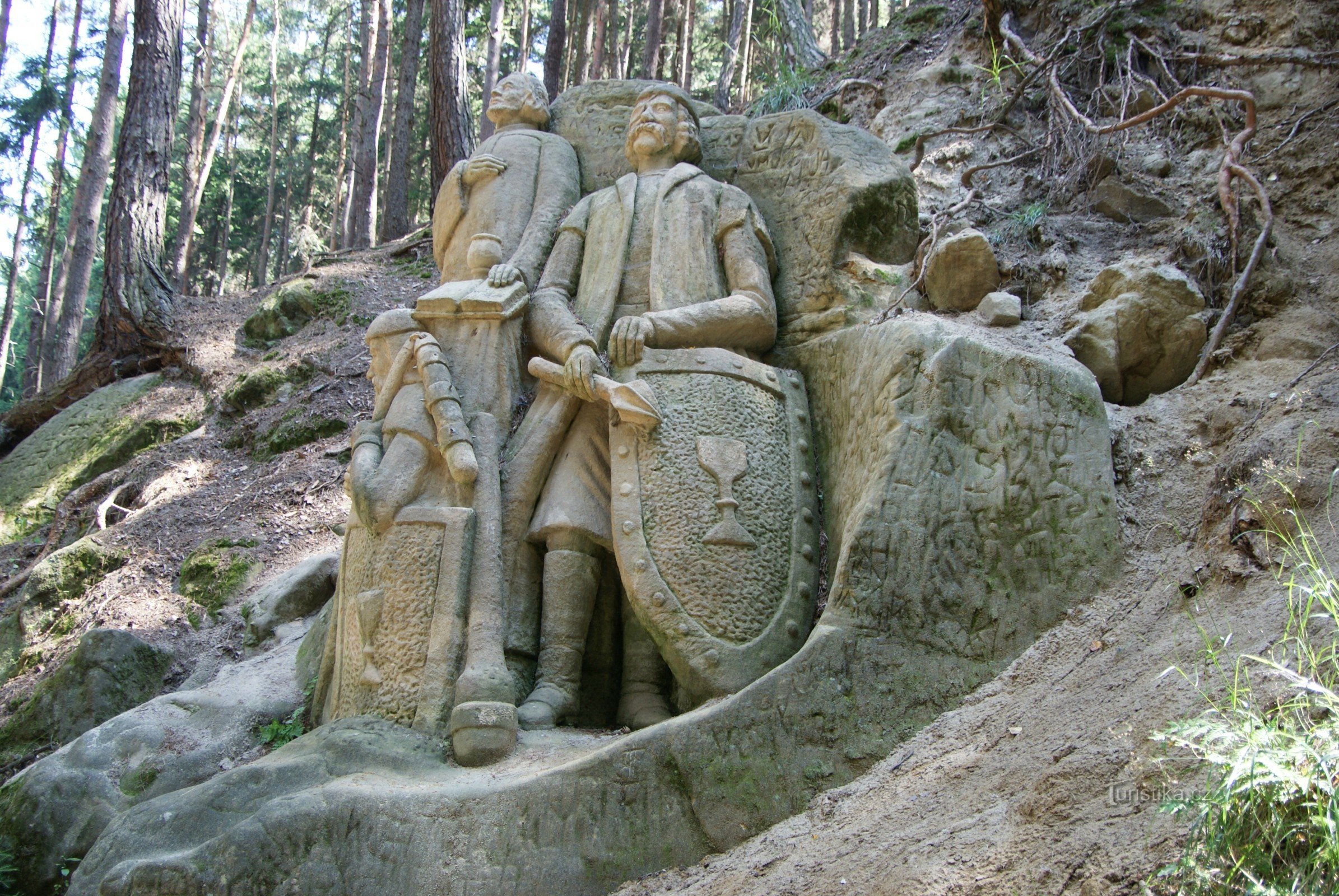 statues of Hussite warriors