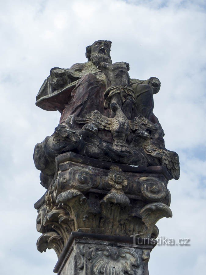 Statue vandalisée