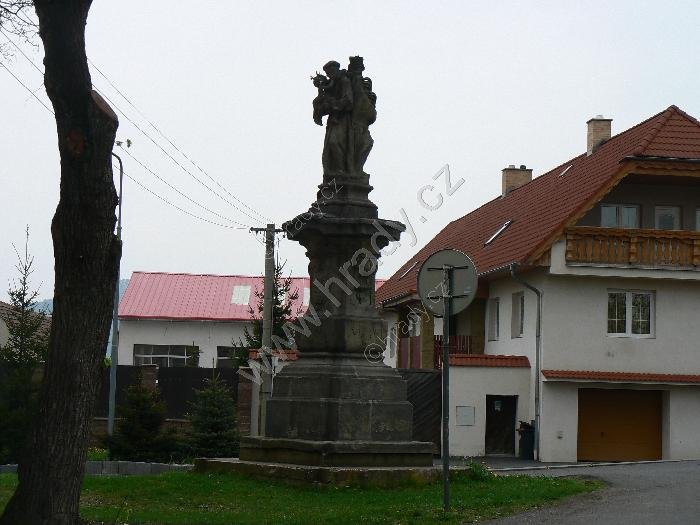 sousoší sv. Jana Nepomuckého a sv. Antonína Paduánského